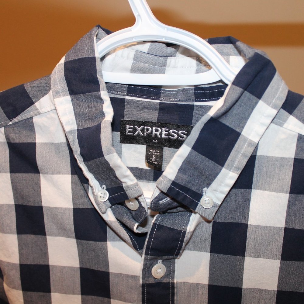Express Shirt - Picture 3 of 3